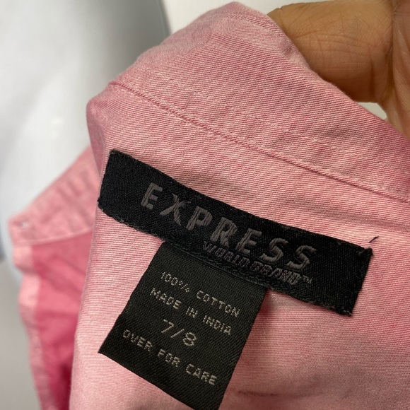 Express Iridescent Pink Sleeveless Button Down Top - Picture 3 of 3